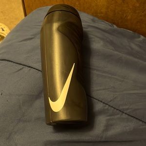 Mid term water bottle never been used